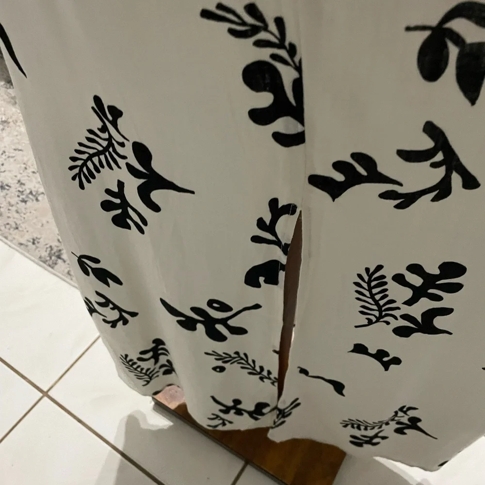 Paper Heart Linen Blend Black White‎ Leaf Print Maxi Dress Size XS